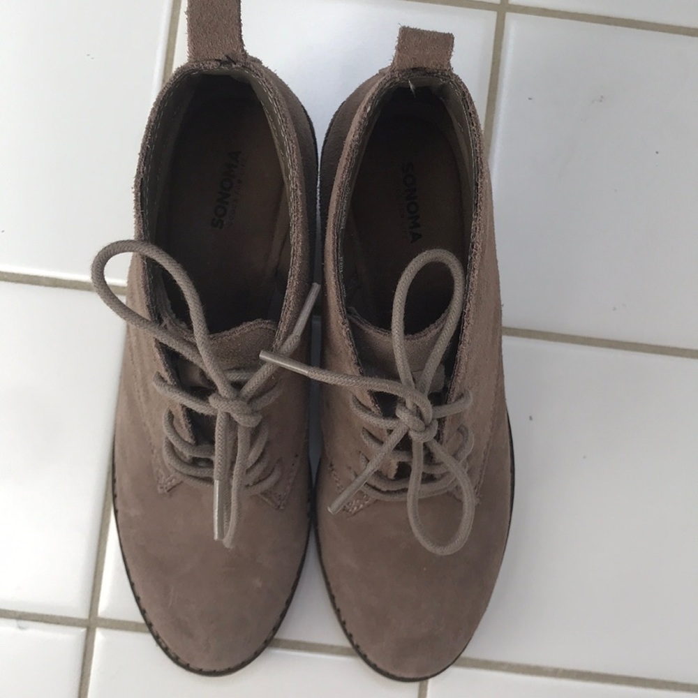 Booties - Picture 3 of 3